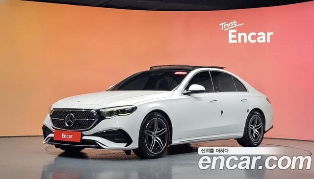 Mercedes-Benz E-Class — фото 1