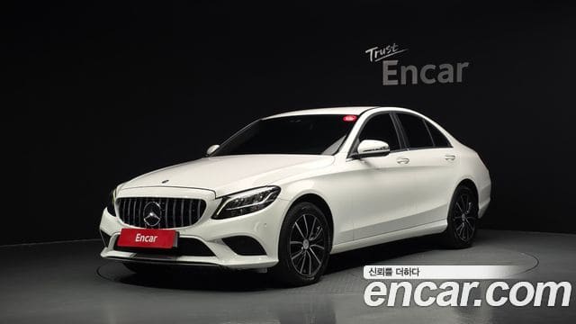 Mercedes-Benz C-Class — фото 1