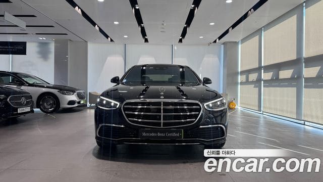 Mercedes-Benz S-Class — фото 1