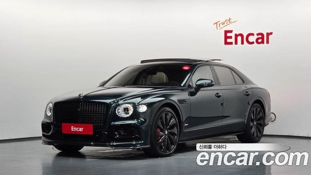 Bentley Flying Spur — фото 1