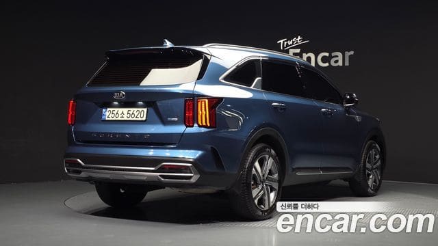 Kia Sorento — фото 1