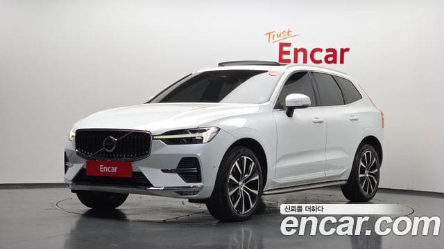 Volvo XC60 — фото 1