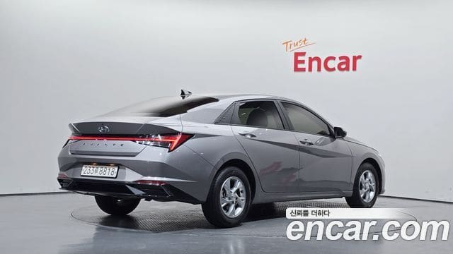 Hyundai Avante — фото 1