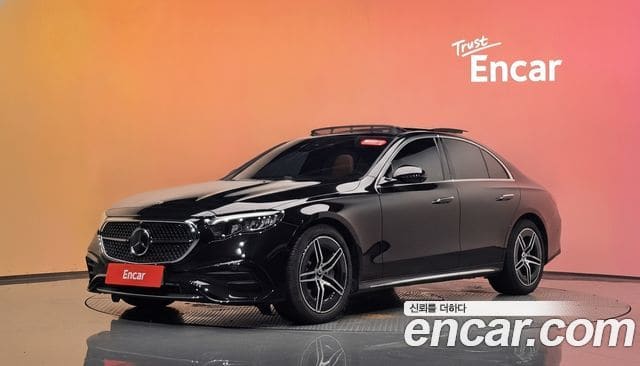 Mercedes-Benz E-Class — фото 1