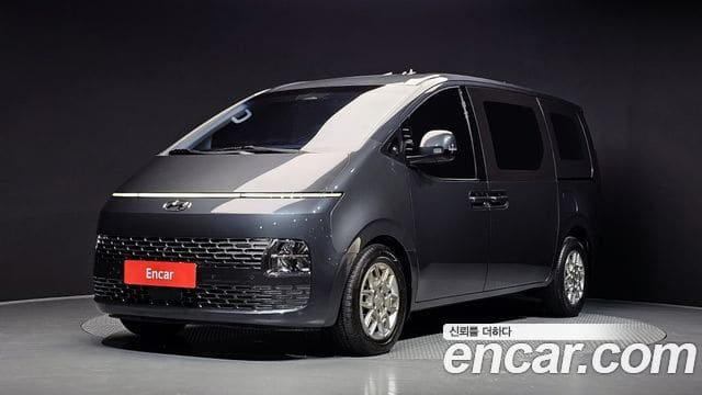 Hyundai Staria — фото 1