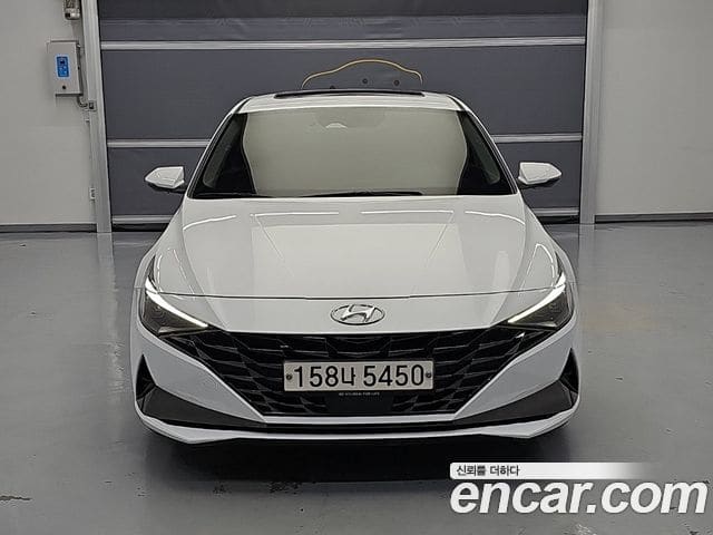 Hyundai Avante — фото 1