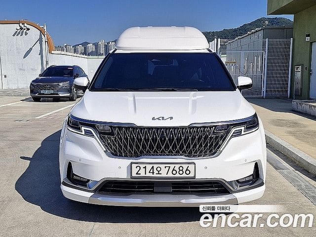 Kia Carnival — фото 1