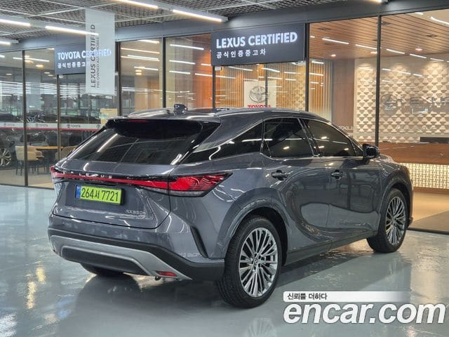 Lexus RX350h — фото 1