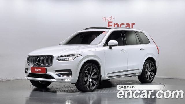 Volvo XC90 — фото 1