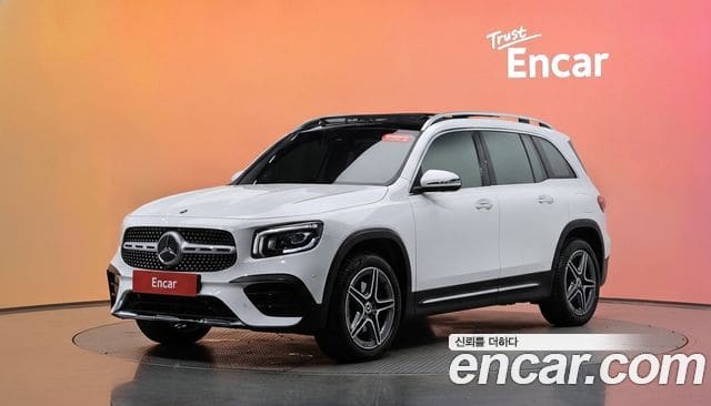 Mercedes-Benz GLB-Class — фото 1