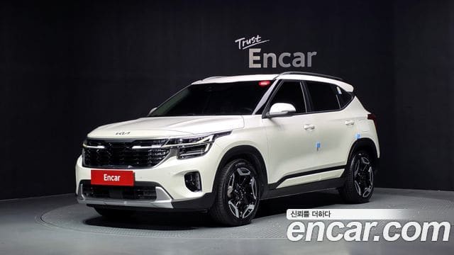 Kia Seltos — фото 1