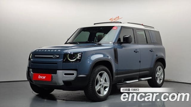 Land Rover Defender — фото 1