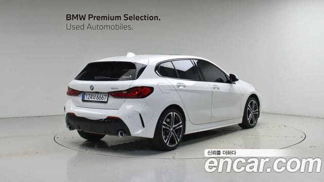 BMW 1 Series — фото 1