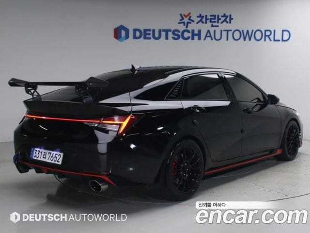Hyundai Avante — фото 1