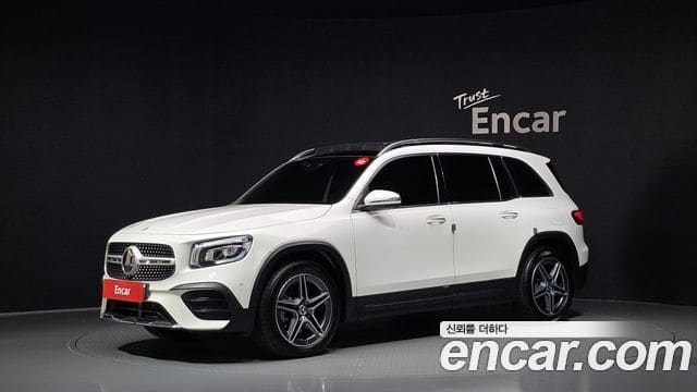 Mercedes-Benz GLB-Class — фото 1