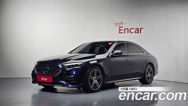Mercedes-Benz E-Class — фото 1