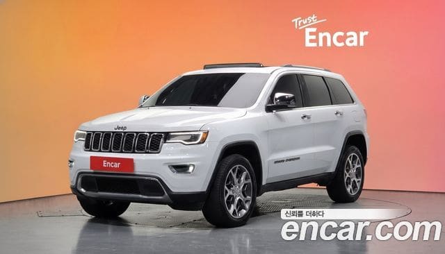 Jeep Grand Cherokee — фото 1
