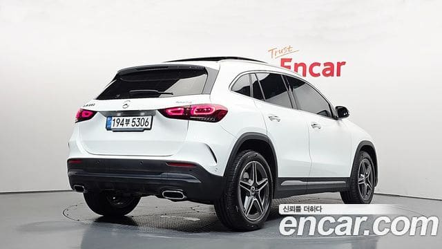 Mercedes-Benz GLA-Class — фото 1