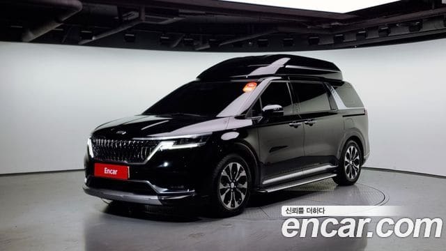 Kia Carnival — фото 1