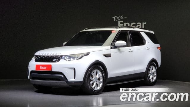 Land Rover Discovery 5 — фото 1