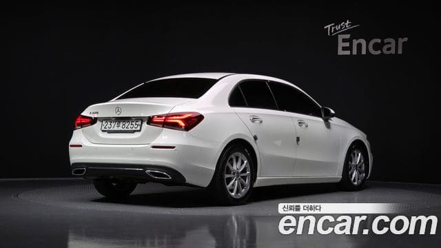 Mercedes-Benz A-Class — фото 1