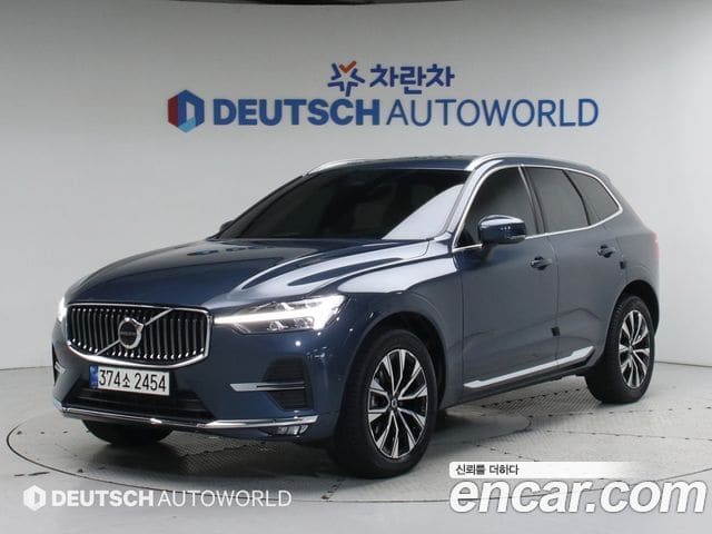 Volvo XC60 — фото 1