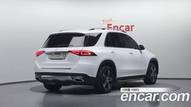 Mercedes-Benz GLE-Class — фото 1