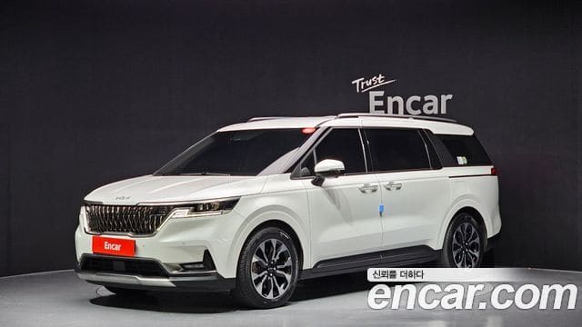 Kia Carnival — фото 1