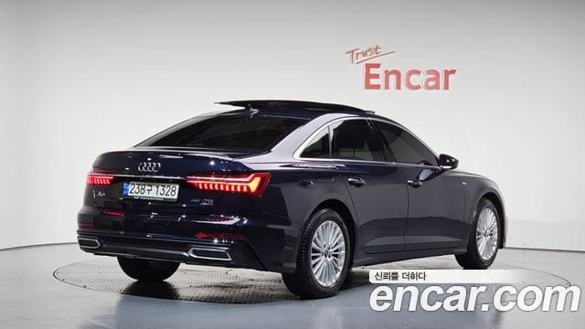 Audi A6 — фото 1
