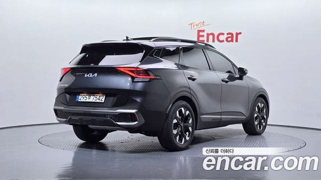 Kia Sportage — фото 1
