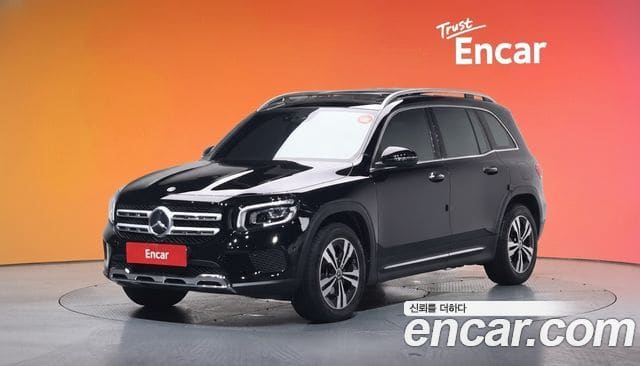 Mercedes-Benz GLB-Class — фото 1