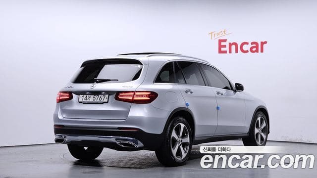 Mercedes-Benz GLC-Class — фото 1