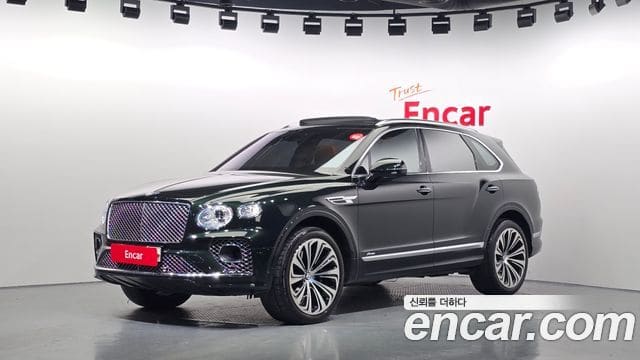 Bentley Bentayga — фото 1