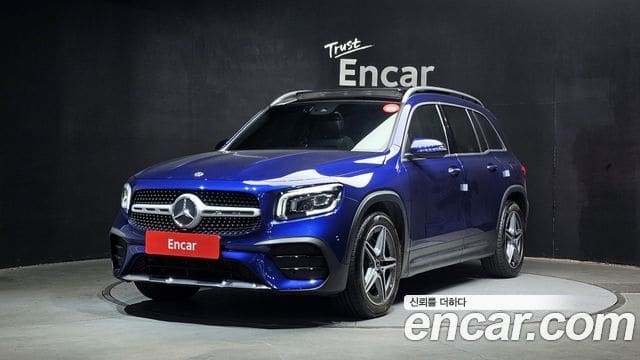Mercedes-Benz GLB-Class — фото 1