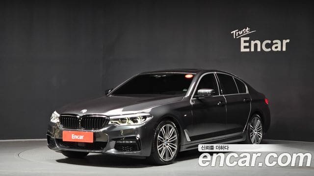 BMW 5 Series — фото 1