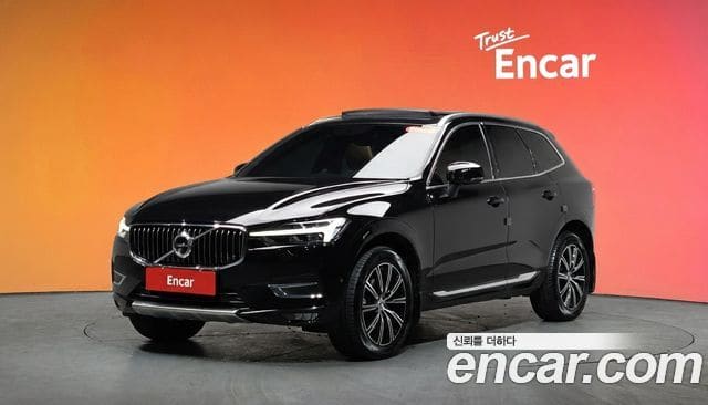Volvo XC60 — фото 1