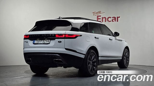 Land Rover Range Rover Velar — фото 1