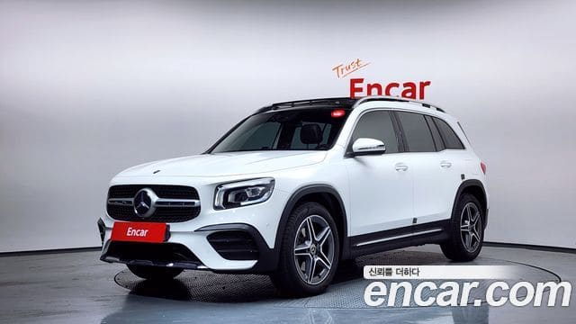 Mercedes-Benz GLB-Class — фото 1