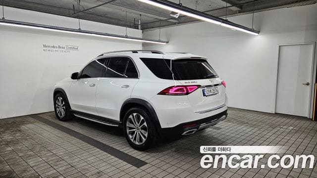Mercedes-Benz GLE-Class — фото 1