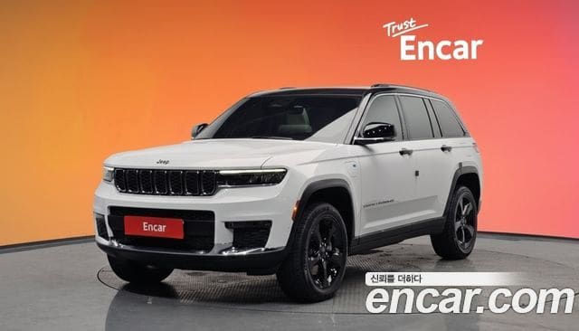 Jeep Grand Cherokee — фото 1