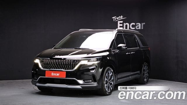 Kia Carnival — фото 1