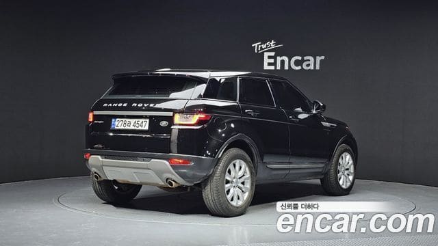 Land Rover Range Rover Evoque — фото 1