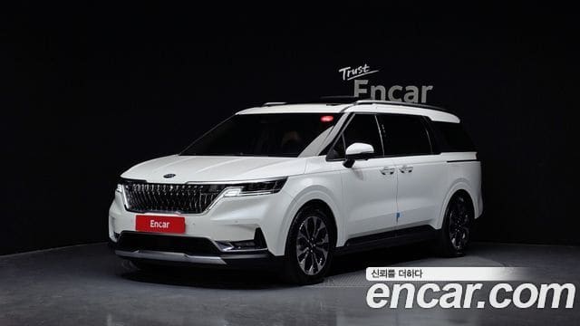 Kia Carnival — фото 1
