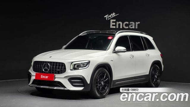 Mercedes-Benz GLB-Class — фото 1