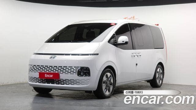 Hyundai Staria — фото 1