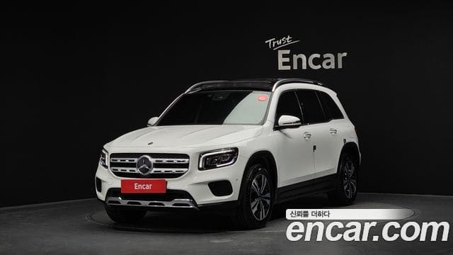 Mercedes-Benz GLB-Class — фото 1