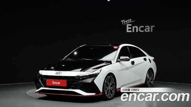 Hyundai Avante — фото 1
