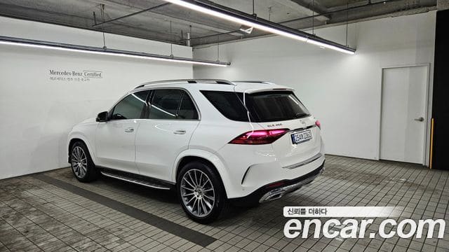 Mercedes-Benz GLE-Class — фото 1