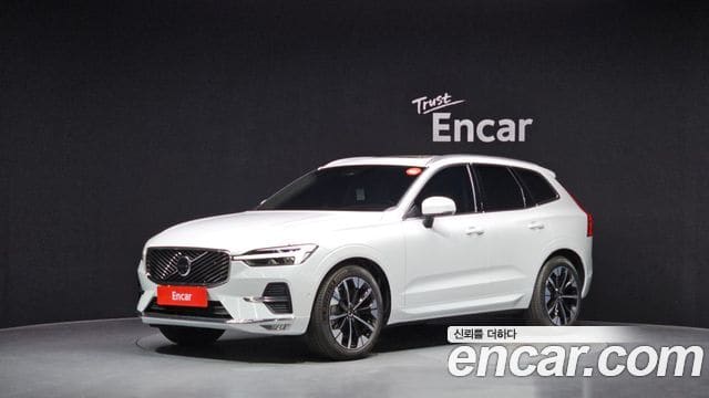 Volvo XC60 — фото 1