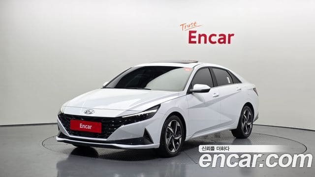 Hyundai Avante — фото 1